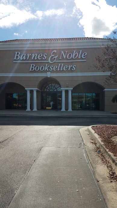 Life's Beauty: Bookstores at lunch